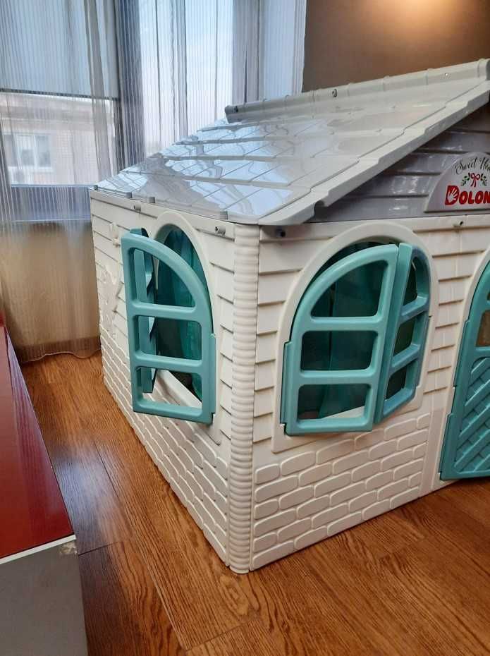 Дитячий ігровий будинок будиночок зі шторками пластиковий долоні