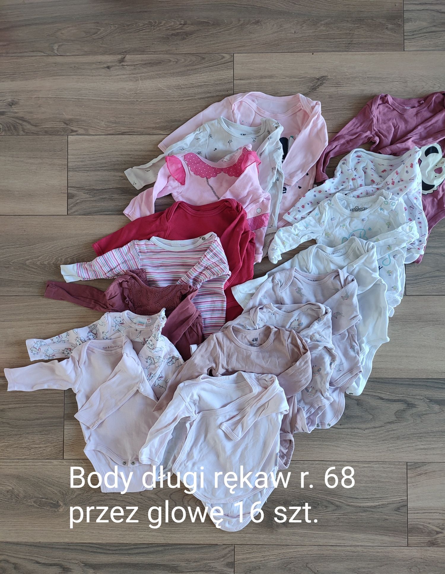 Ubranka dla bliźniaczek 68