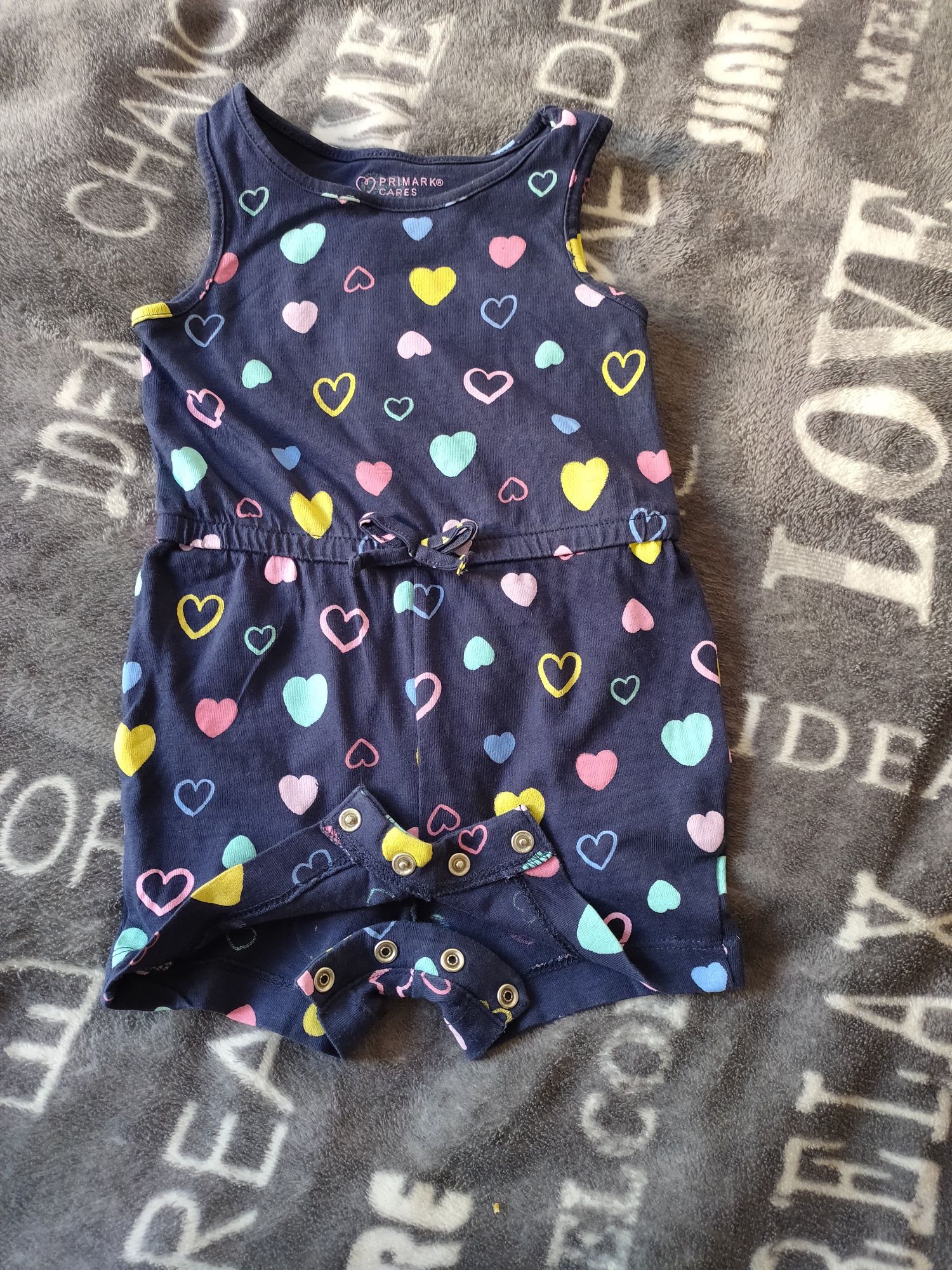 Rampers Primark rozm. 9-12 m-cy