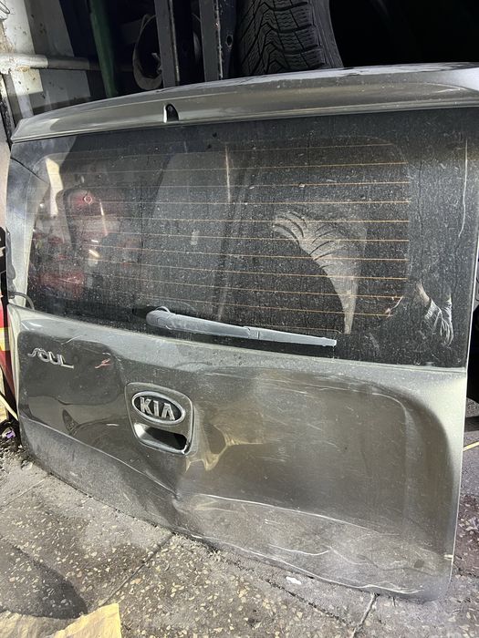 Кришка багажника KIA Soul Кіа Соул 2010-2012