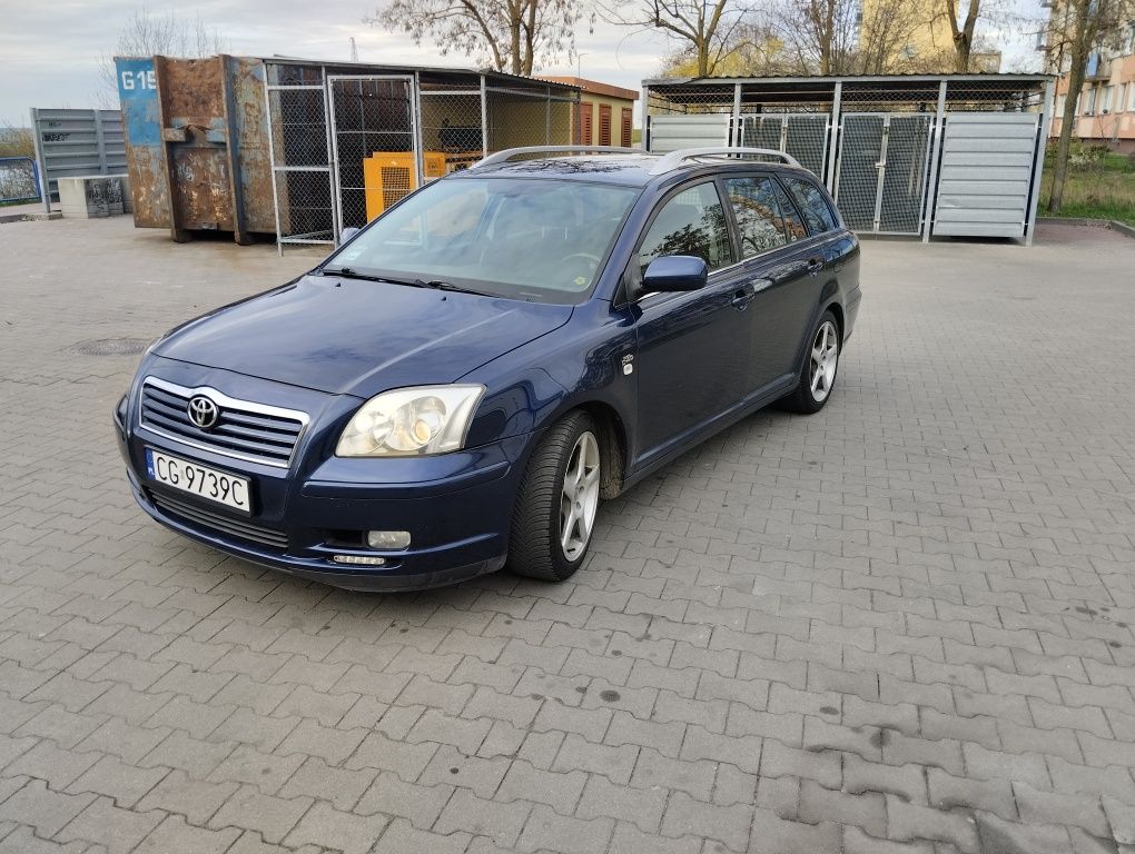 Toyota Avensis z niezawodnym silnikiem 2.0 D-4D 116km