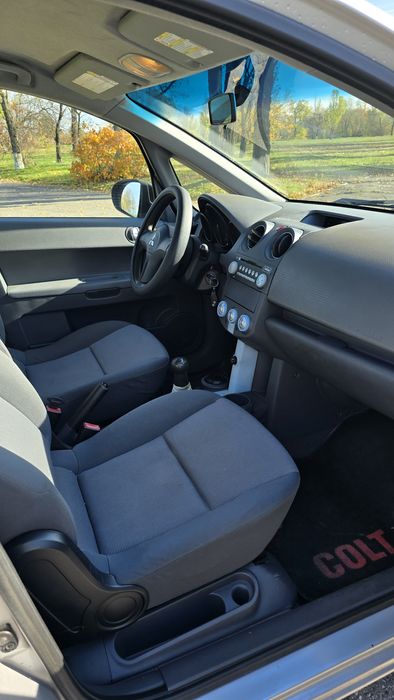 Mitsubishi Colt 1.3 автомат