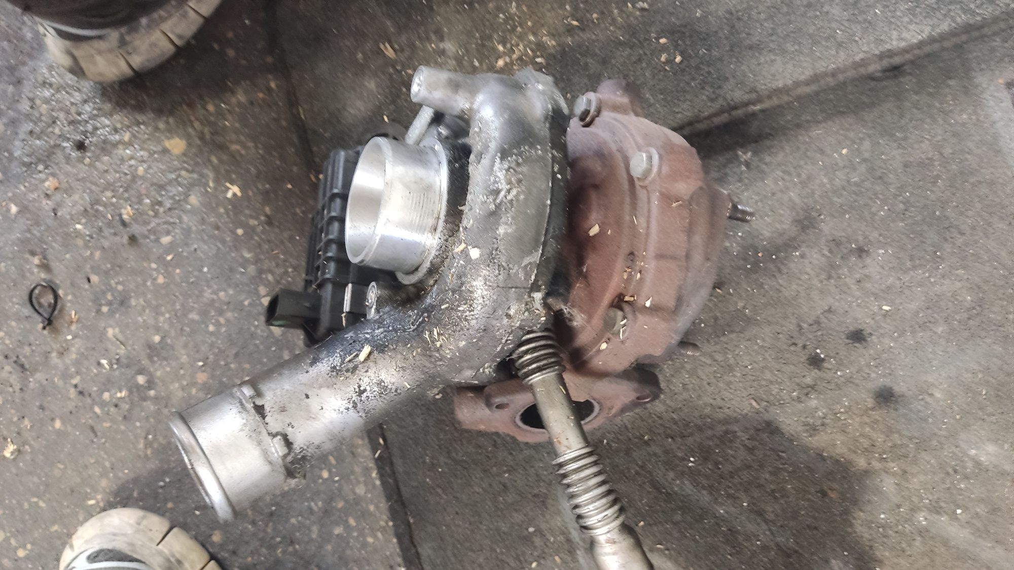 Turbina turbosprężarka turbo audi A6 C6 a4 b7 3.0 TDI