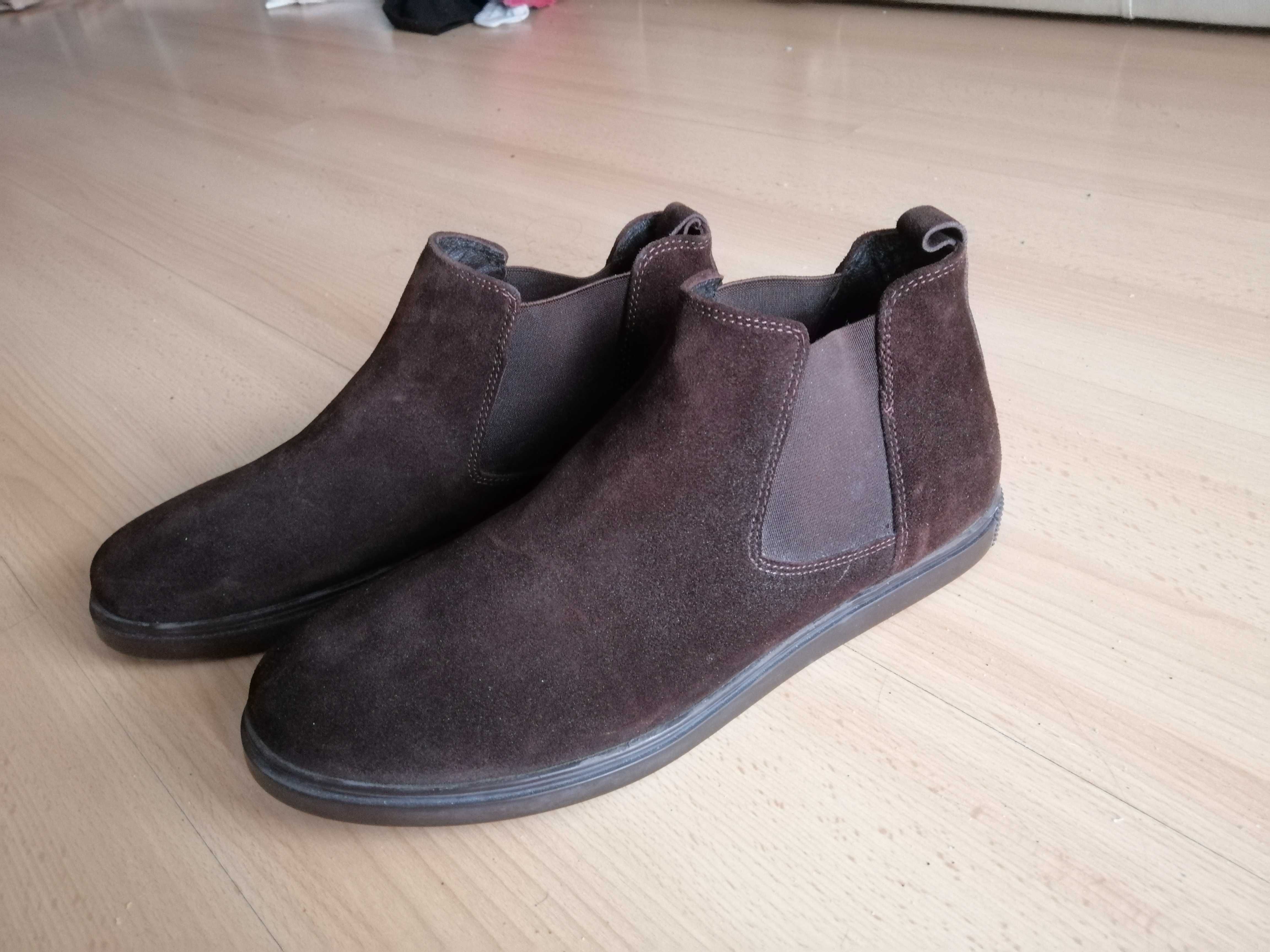 Buty zamszowe nowe