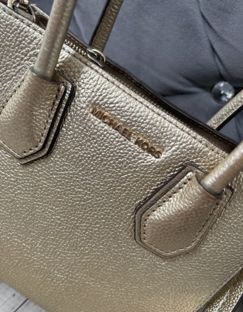 Michael kors złota torebka