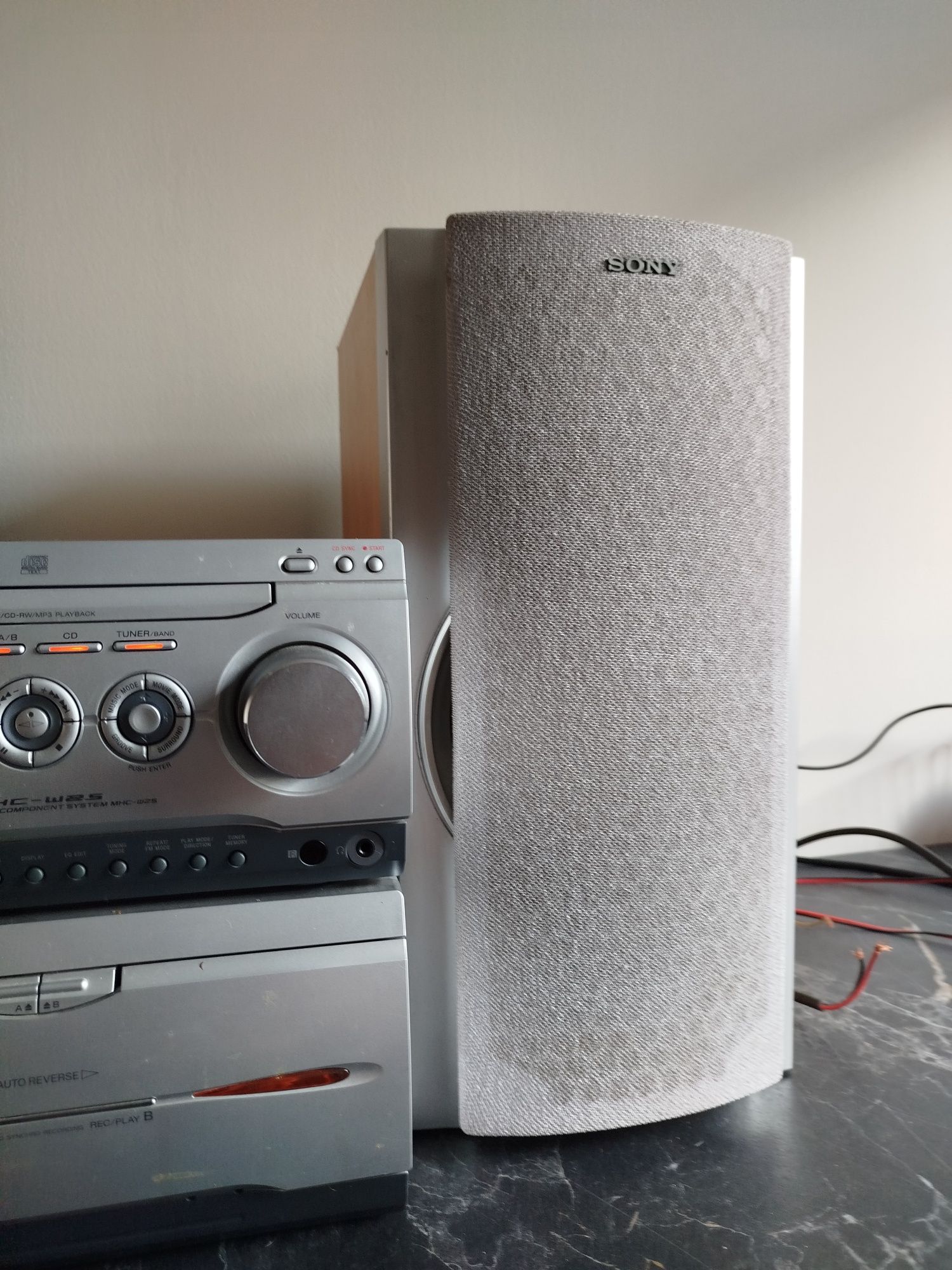 Wieża SONY HCD-WZ5 sprawna