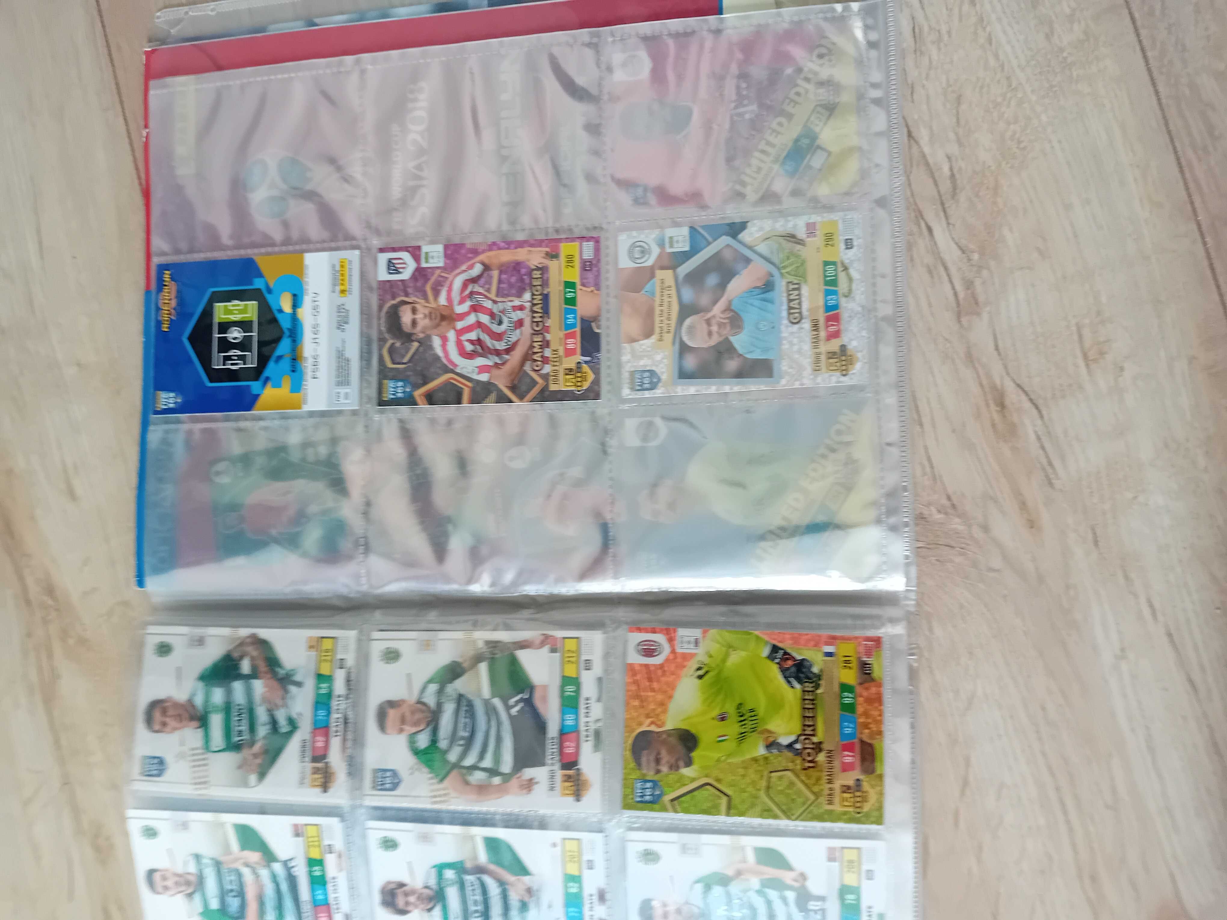 Karty Piłkarskie 3 prawie pełne albumy z 3 kolekcji widocznych na zdj.