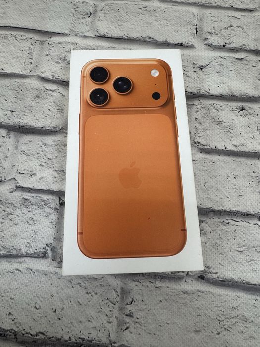 New Iphone 17 Pro 512gb neverlock Cosmic Orange Global
