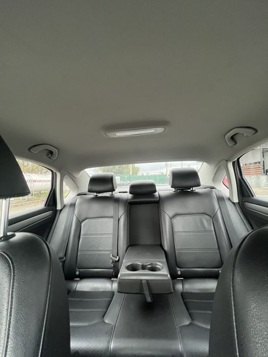 Продаж Фольксваген Пассат B7