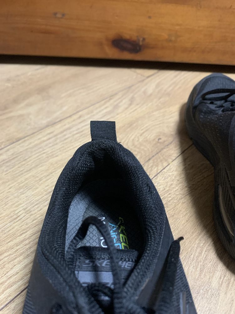 Skechers made in china