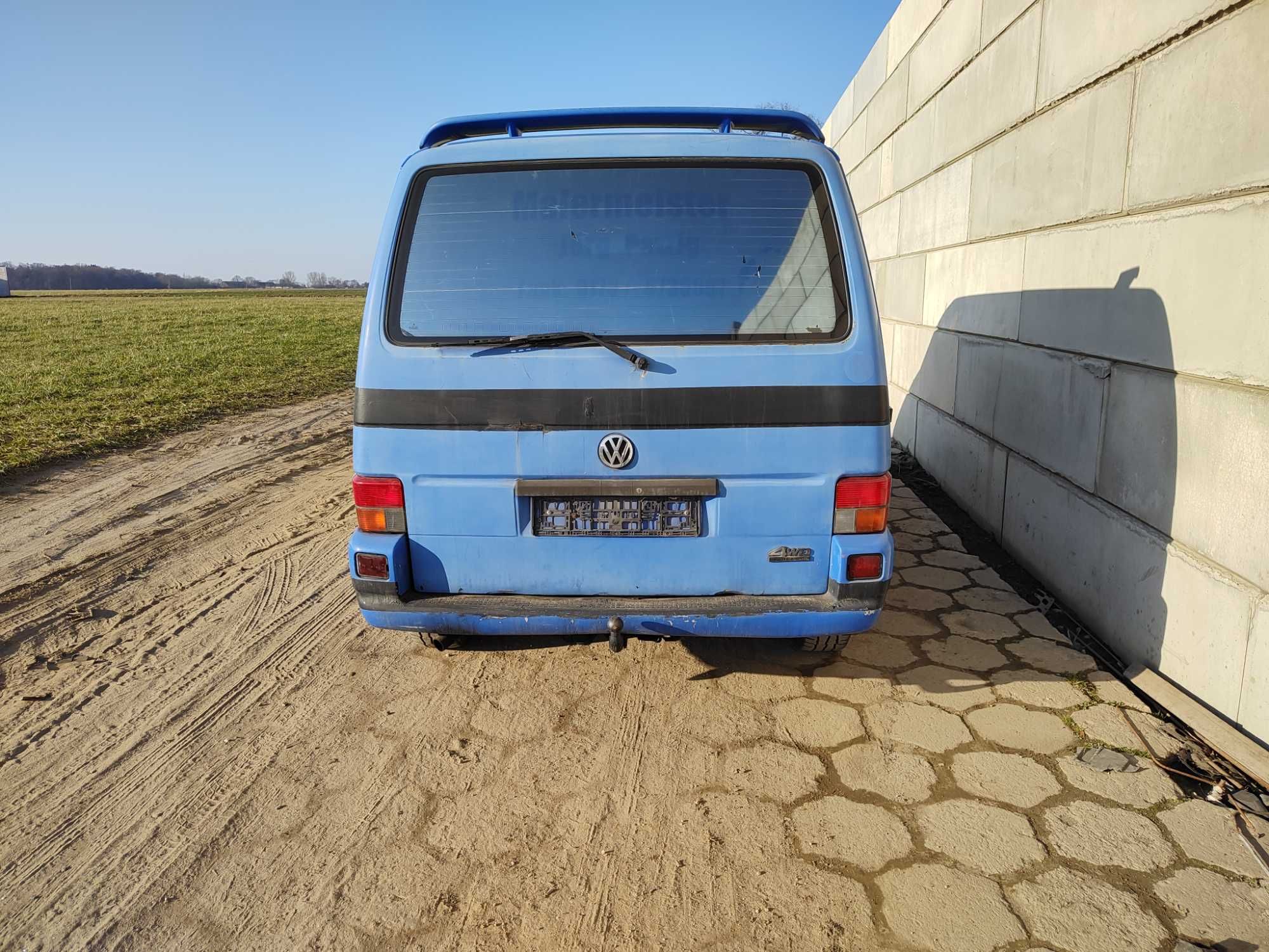VW T4 - Na części - Drzwi / maska / błotnik / klapa / lampa / inne
