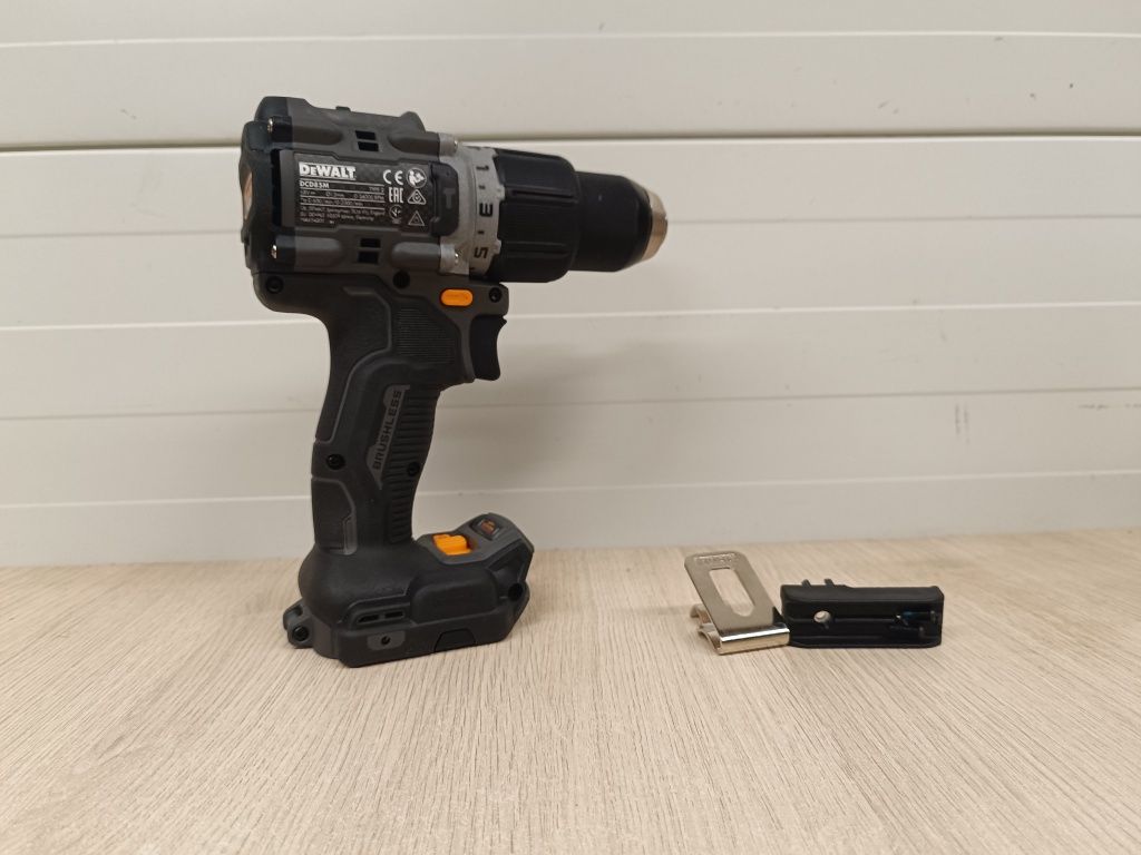 DEWALT DCD85M wiertarko-wkrętarka udarowa 18V XR MCLAREN dc