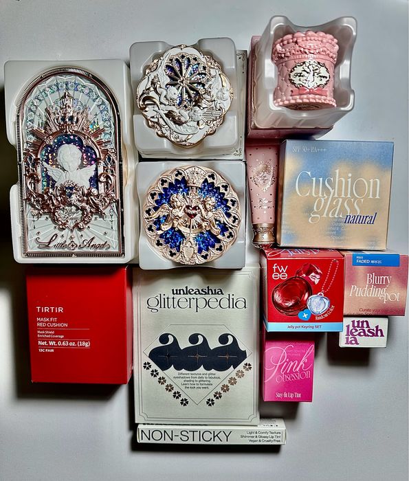 Косметика Flower Knows, Unleashia, TIRTIR, fwee