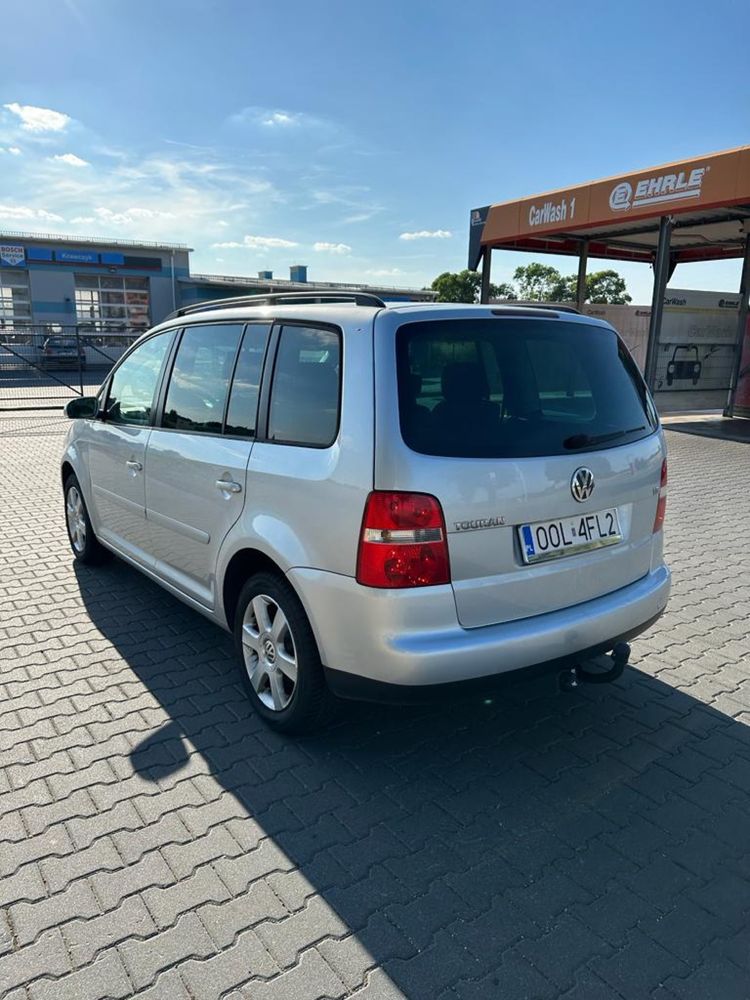 Volkswagen touran 7 osobowy 1.6 benzyna !! Wypożyczalnia