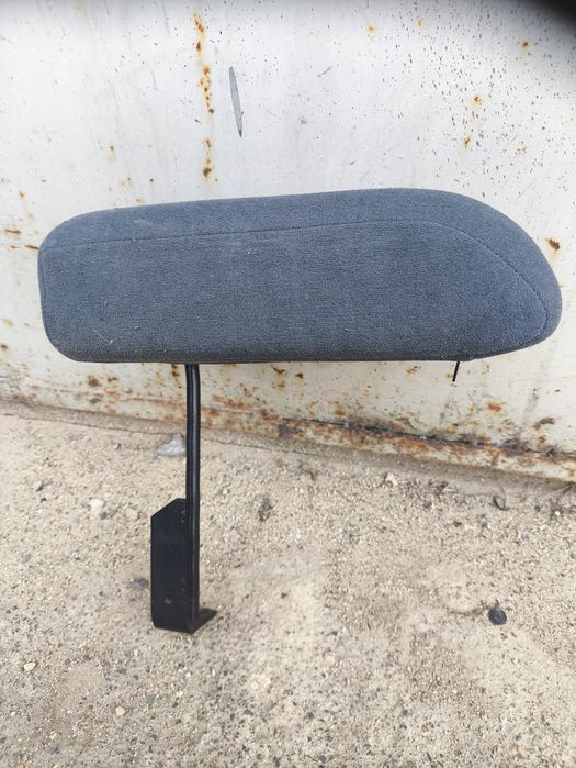 Підлокітник універсальний