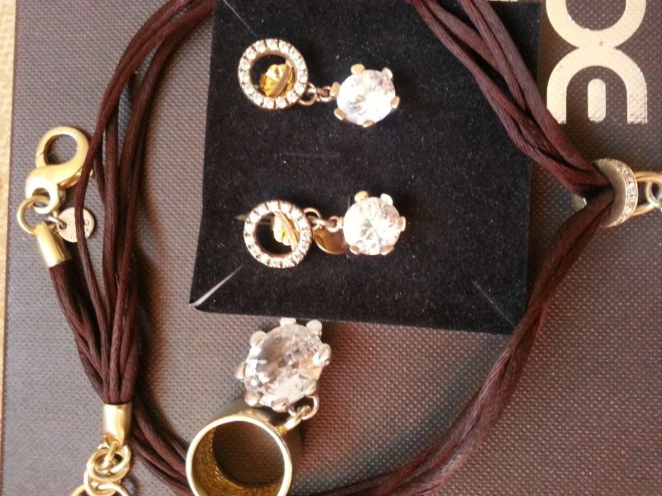 Conjunto em prata dourada Anel/brincos/colar (Eugénio Campos)
