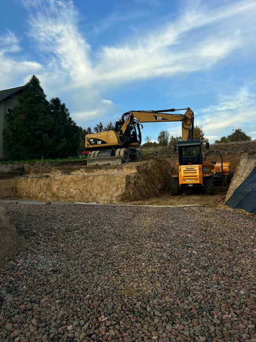 Usługi Koparkami Wywóz Ziemi Piasek Ziemia Dolomit Grys  Wyburzenia