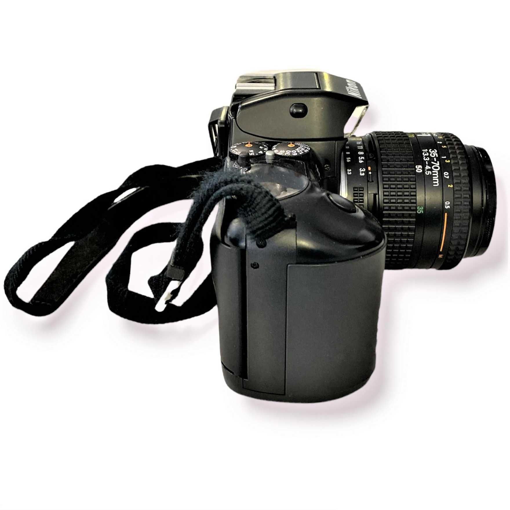 Maquina Fotografica Nikon 401 c/Objectiva e Saco Fotima