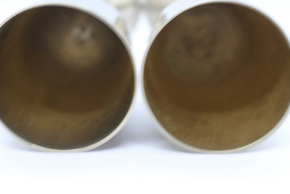 2 Copos com pé marcados EPNS em Prata Estrangeira