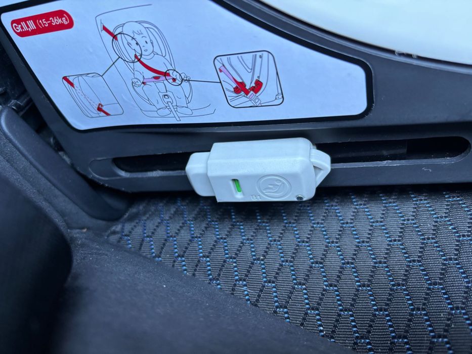 Chicco Cadeira auto Gr 1,2,3 (9-36 Kg) isofix