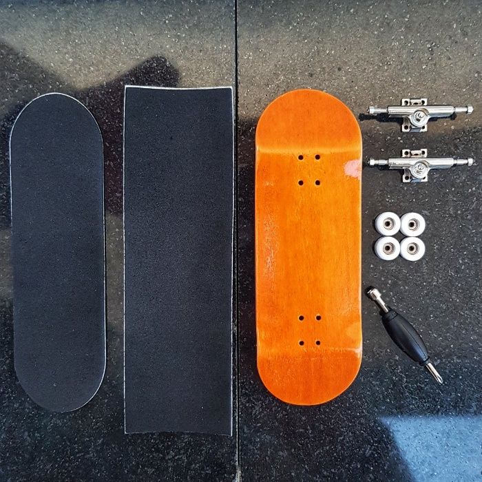 Presente Ideal - Fingerboard /Mini Skate/Tech Deck FADJUCA Fingerboard