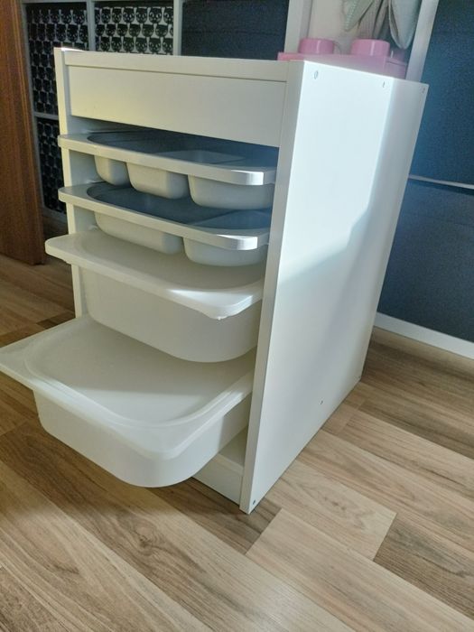 Ikea trofast regał + pojemniki