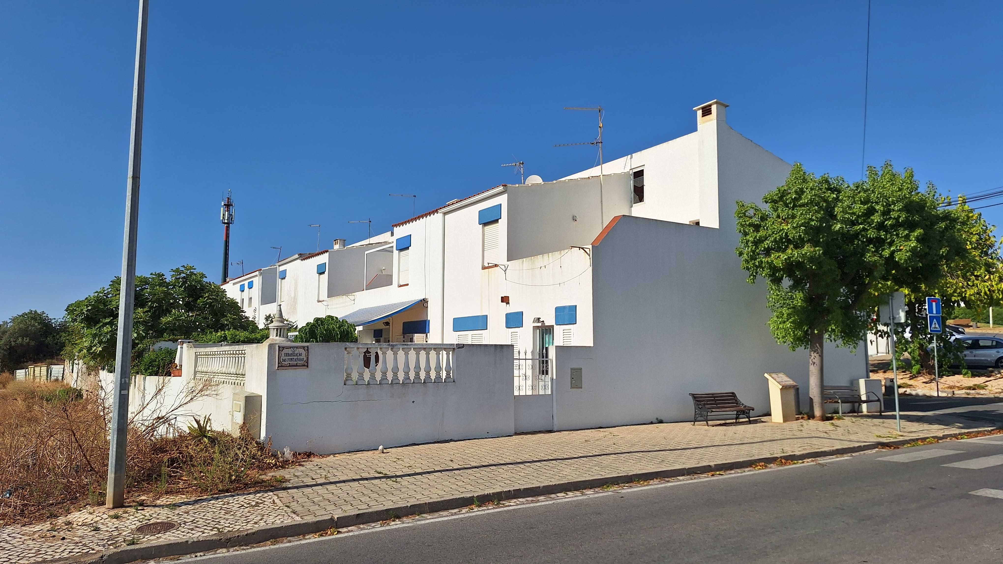 MORADIA 4 Quartos em Pêra-Algarve