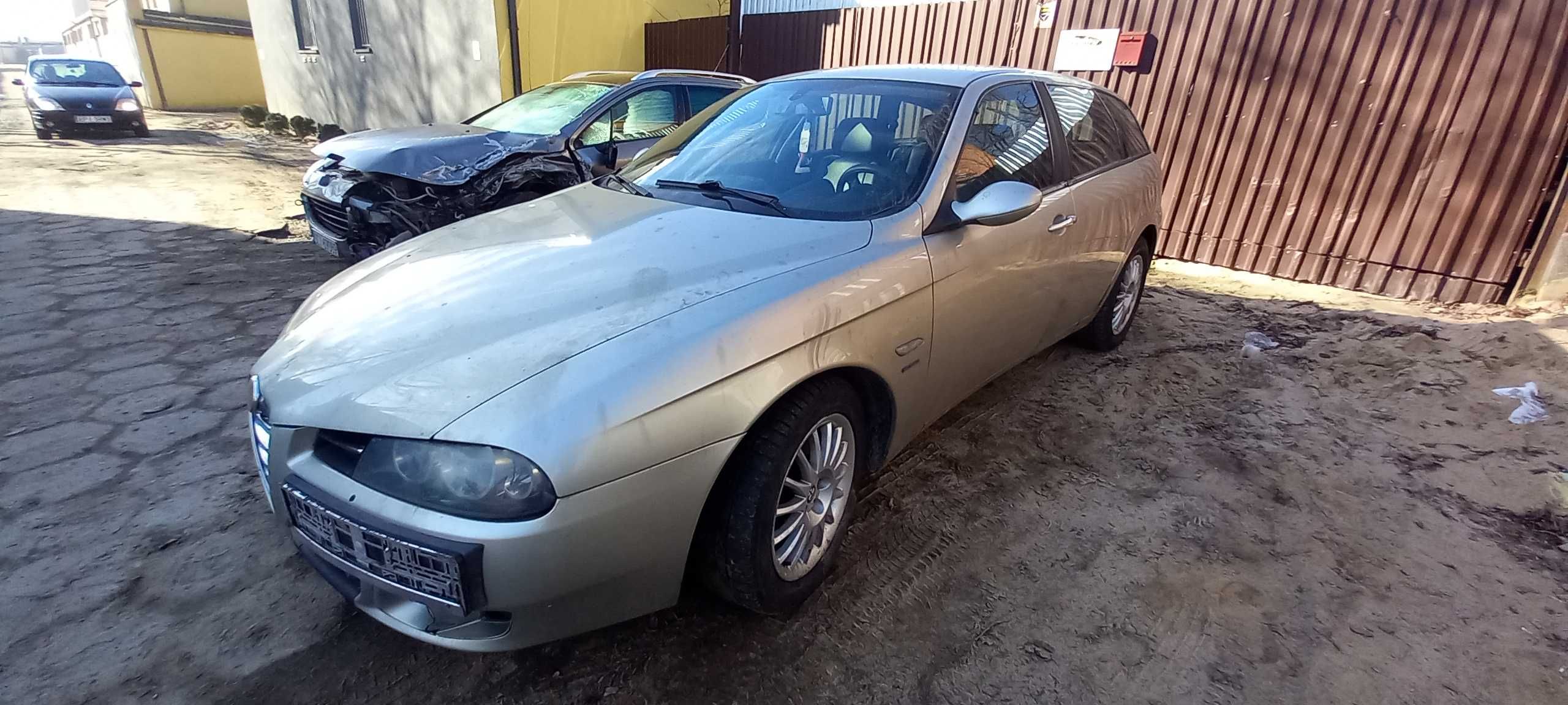 2003 Alfa Romeo 156 1.9 JTD 140KM 192A500 kolor 235/A Silnik części