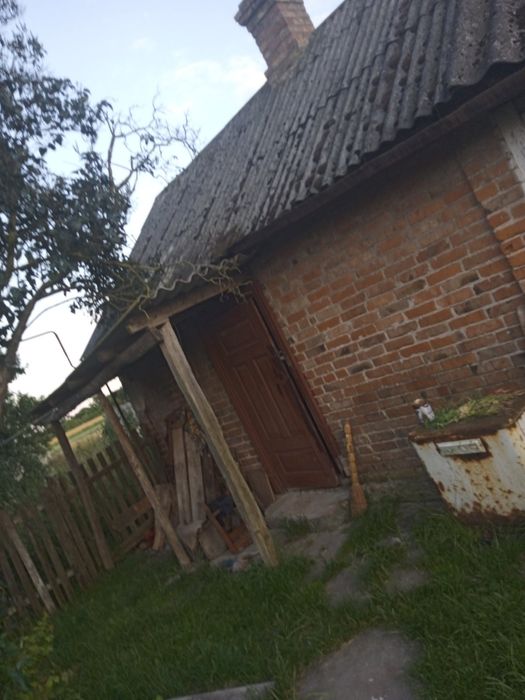 Продам будинок с.Ужова 25 км від Луцька Ковельська траса