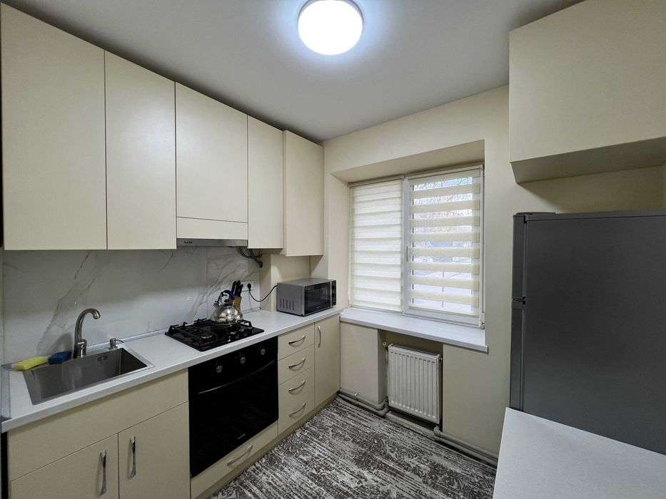 Здається 3 кімнатна в центрі з індивідуальним опаленням вул. Сорохтея