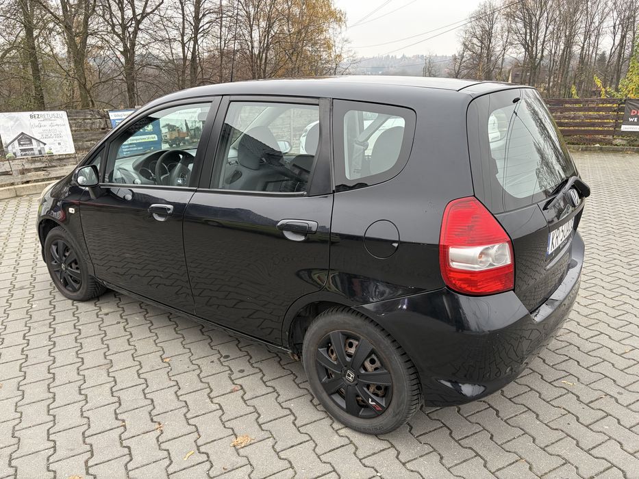 Honda Jazz 1,2 benzyna rok 2005