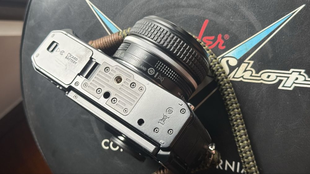 Nikon ZF + 40mm f2 + 26mm f2.8 + Godox V1