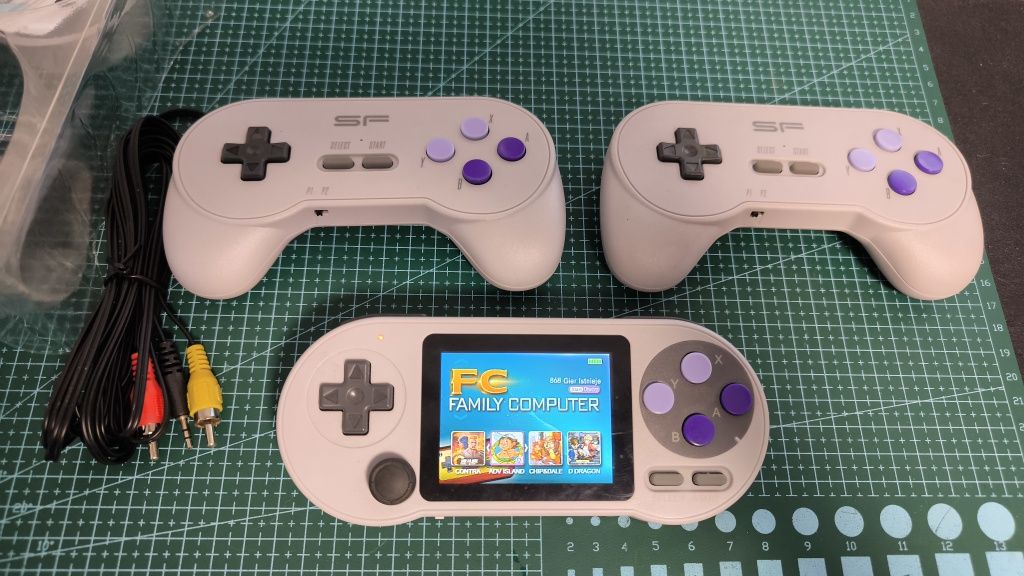 Konsola przenośna, emulator GameBoy, itp.