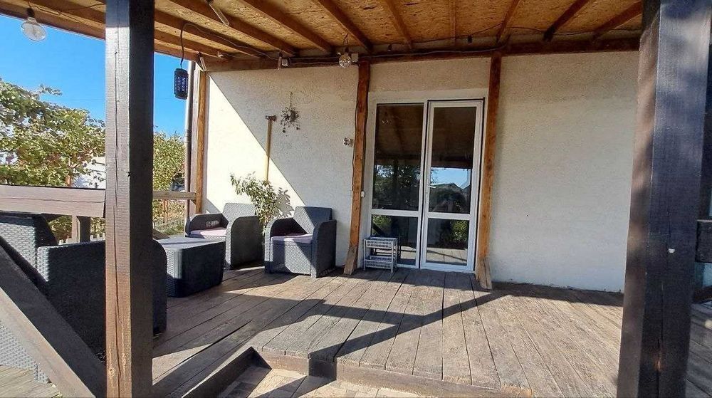 Оренда кімнати в приватному 2 кімнатної будинку,для дівчини