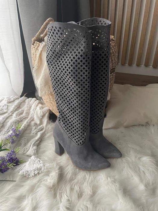 Eleganckie kozaki ażurowe kolory skóra naturalna