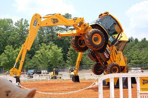 ОРЕНДА та ПОСЛУГИ екскаватора-навантажувача JCB 3CX