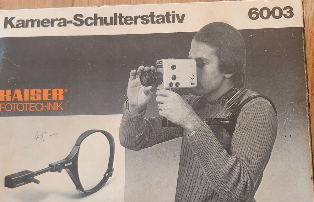 Statyw do kamery analogowej