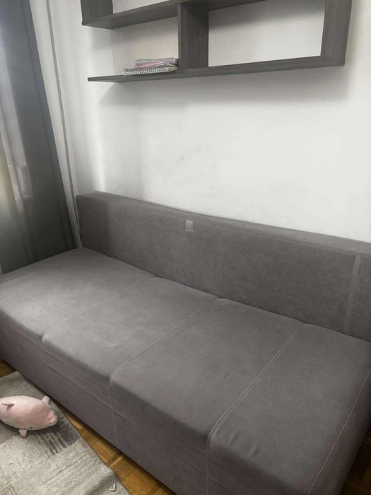 Sprzedam szarą kanapę