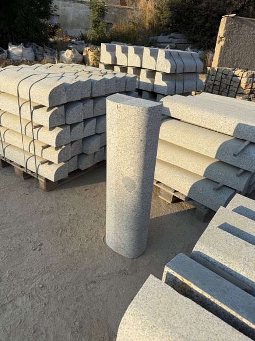 Obrzeże granitowe, palisada, krawężnik najazdowy 14x16 cm