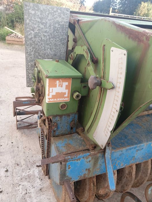 Siewnik talerzowy agregat uprawowo siewny szerokość 2,5m