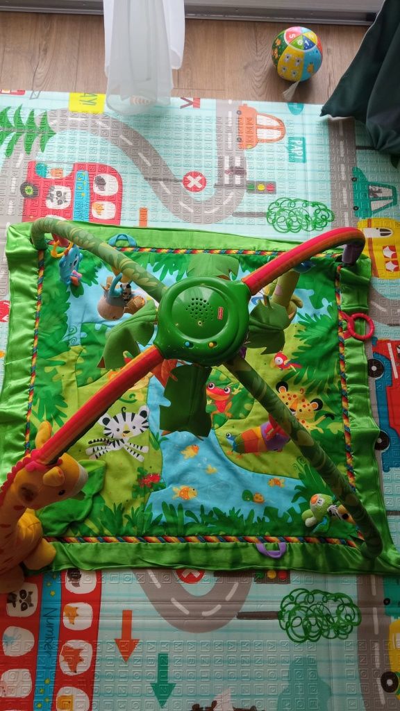 Fisher Price mata interaktywna 

Mata interaktywna

Przyjaciele z lasu