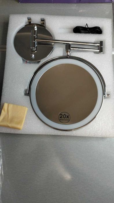 Дзеркало для макіяжу з лед підсвіткою