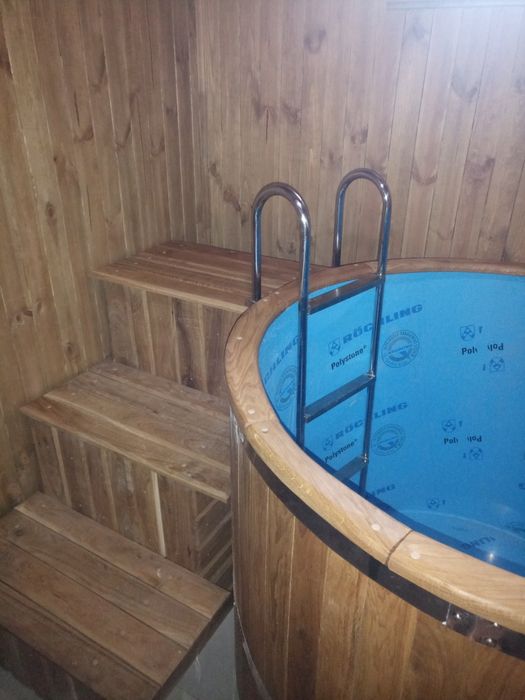 Купель горячая,холодная. Полипропиленовая вставка.