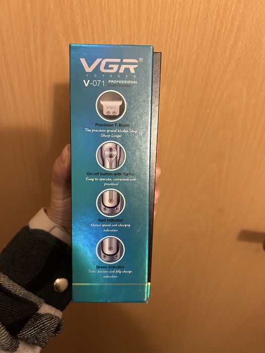 Продам машинку для стрижки волосся