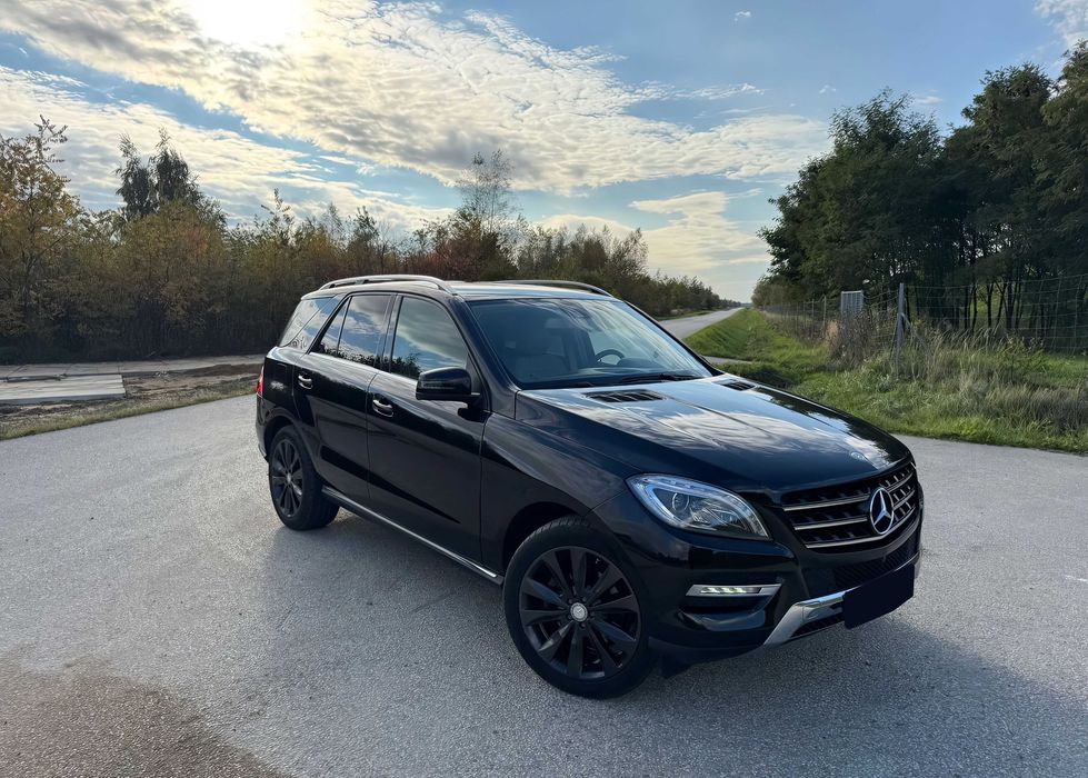 Mercedes-Benz ML      2015