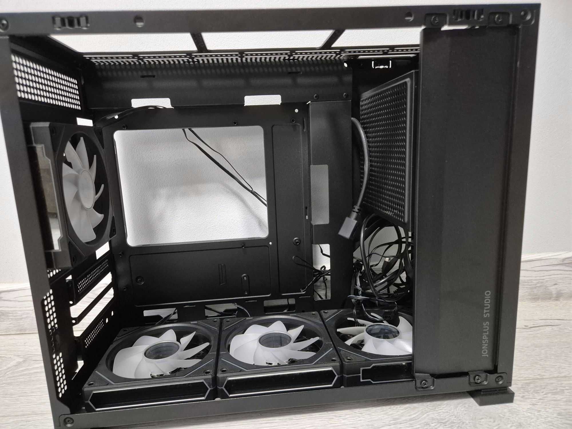 mATX корпус Jonsbo D31 Mesh +4*120mm A-RGB вентилятори