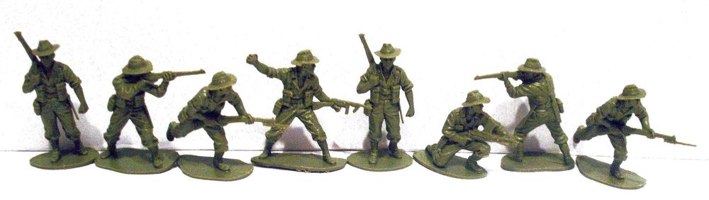 8 Soldados antigos