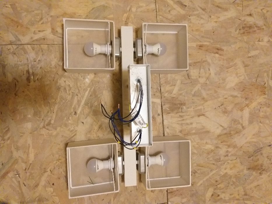 Lampy sufitowe 15x15