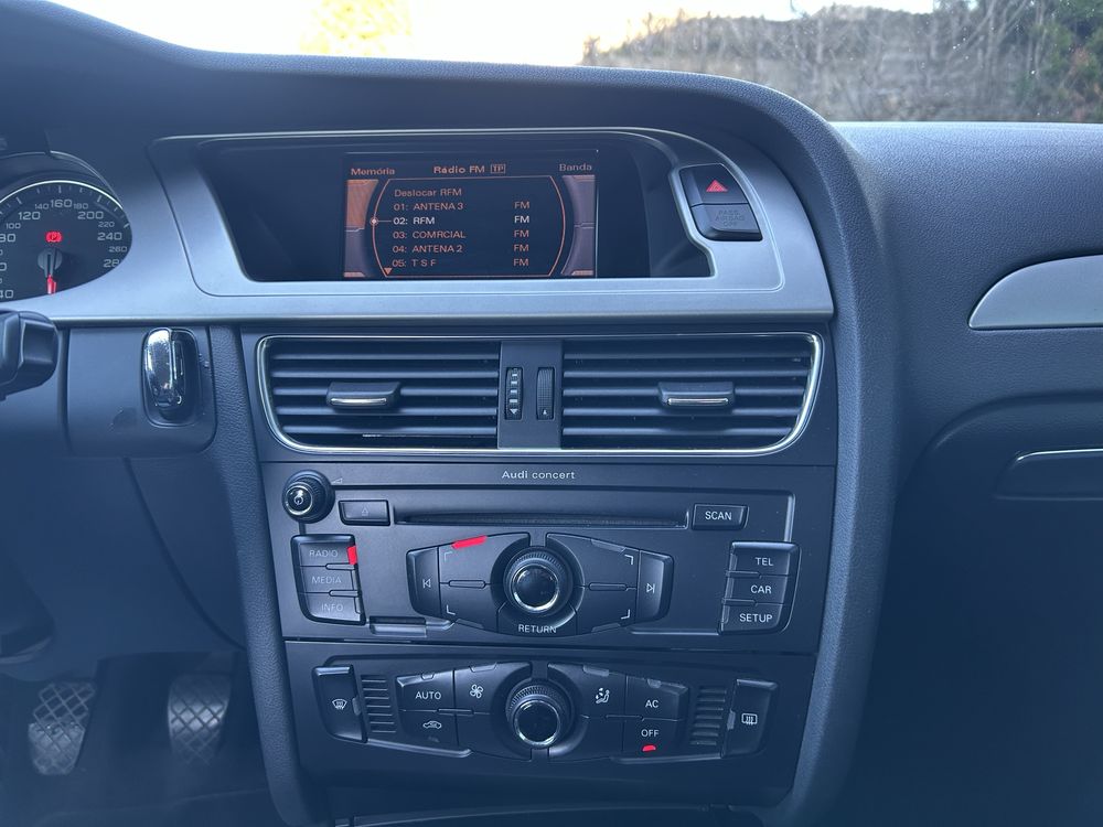 Audi A4 2.0 TDI - Como novo