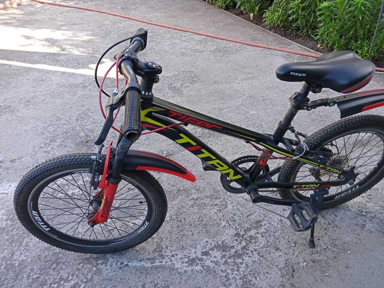 Продам детский велосипед Titan